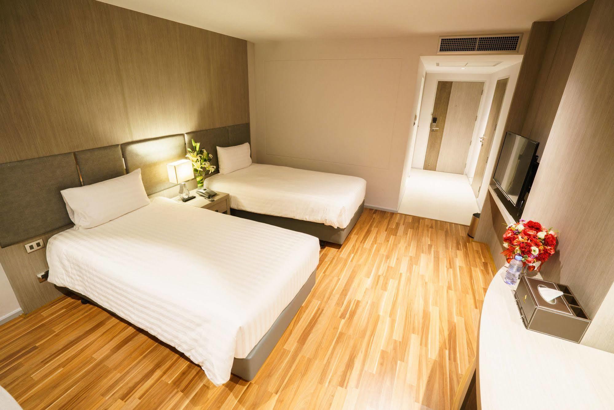 New Season Square Hotel Hat Yai Eksteriør bilde