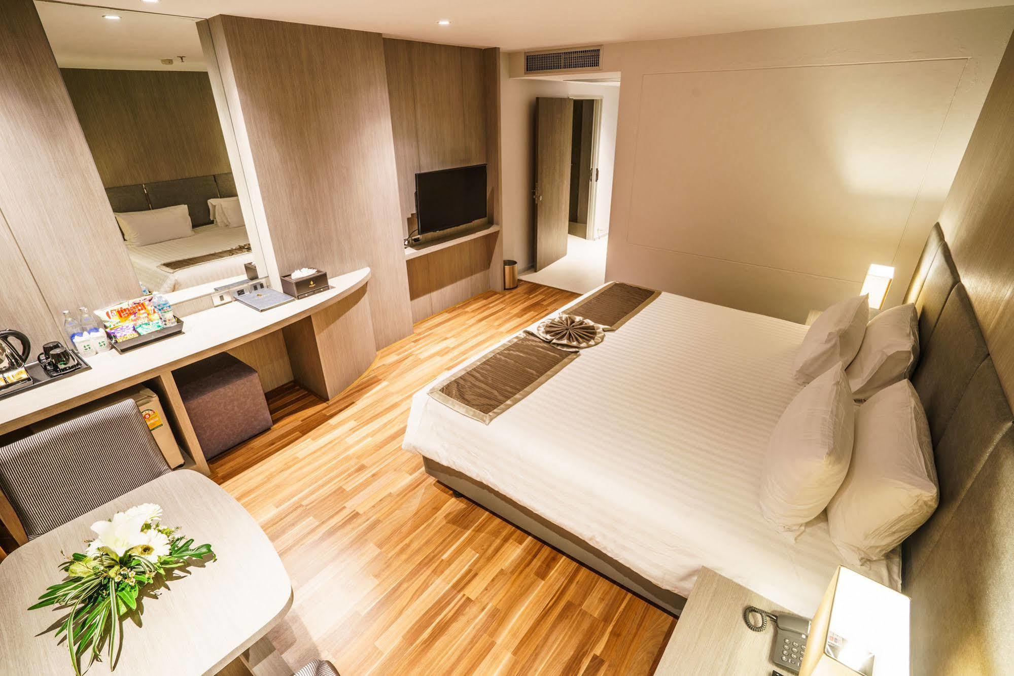 New Season Square Hotel Hat Yai Eksteriør bilde