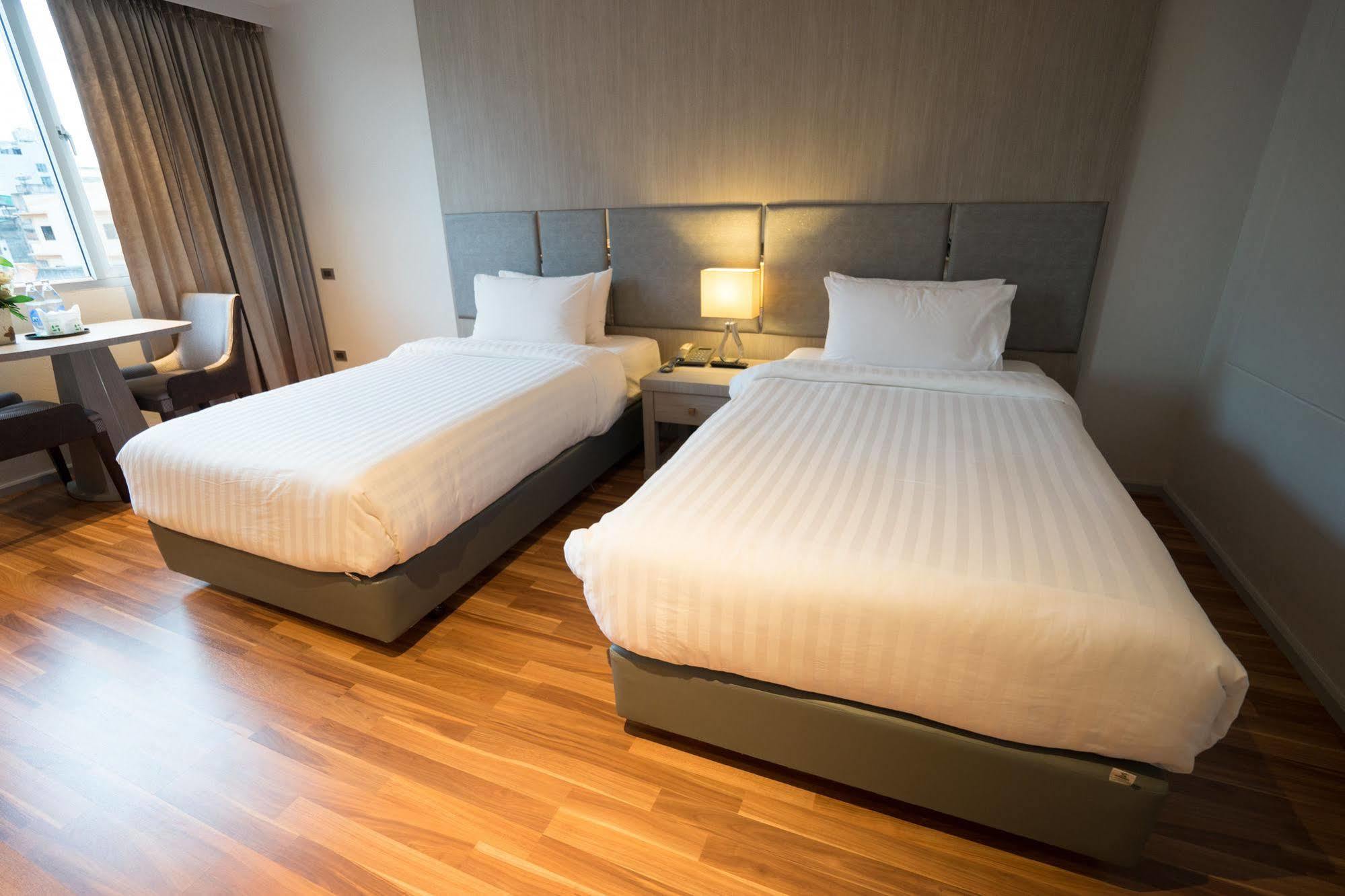 New Season Square Hotel Hat Yai Eksteriør bilde